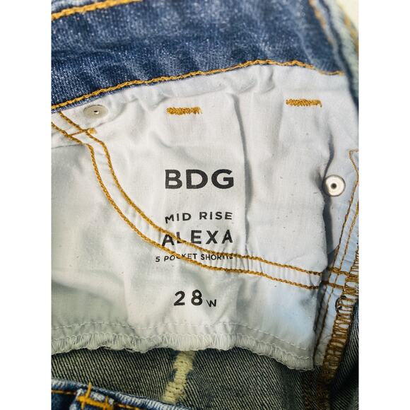 BDG Urban Outfitters Mid Rise Alexa Blue Denim Jean Shorts Distressed Cuffed 28 - Picture 5 of 6